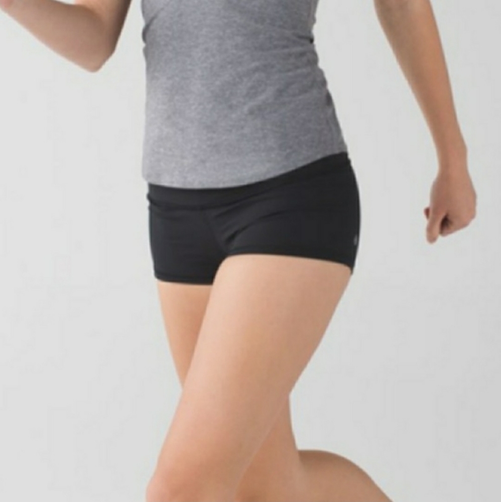 Lululemon Reversible Boogie Short - 6